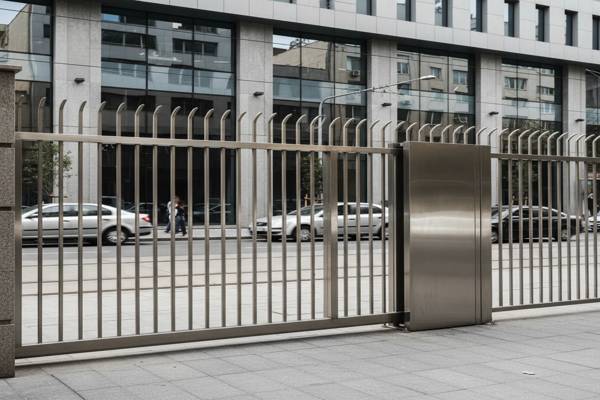 حفاظ استیل باغی